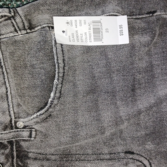 PacSun Los Angeles Faded Black Ripped Mom Jean Size 23 distressed new with tags - Picture 15 of 17